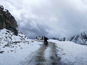 Khardung Las Pass summit, Ladakh India