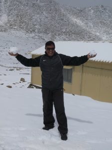 Suresh and snow on Chang La Pass