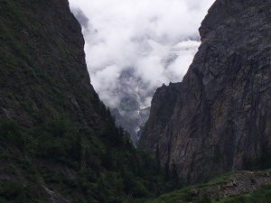 One last look - Glaciers and mistiness in the Valley of Flowers, India 2006