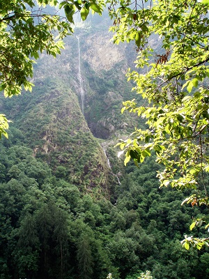 Waterfall on way to Valley of Flowers, Himalayas, India 2006