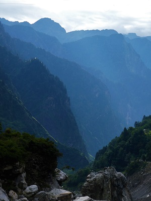 Deep gullies and misty mountains near Badrinath, Himalayas India