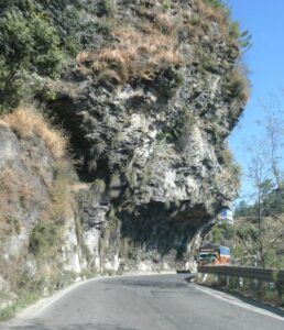 On the road from Shimla to Hatkoti