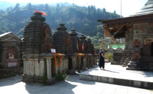 The 5 ancient temples and the Shiva temple at Hatkoti