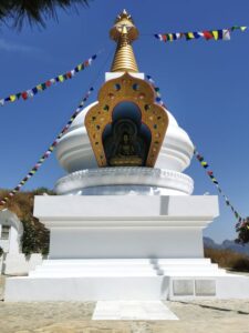 The Buddhist stupa above the village and gompa at Karma Guen