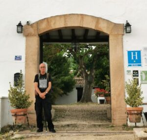 Manfred and the view through the entrance way to the Cortijo Las Piletas