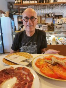 Manfred enjoying the food at Taberna La Telera 1860 Setenil de las Bodegas