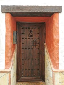 One of the lovely doors in a house in Ojén