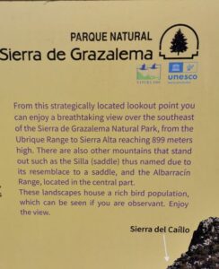 From the English part of the signboard at Mirador Cintillo y Agua Nueva