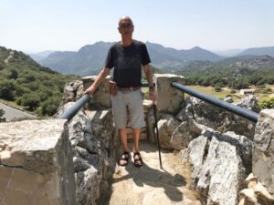 Manfred at the Mirador Cintillo y Agua Nueva between Benaocaz and Villaluenga del Rosario