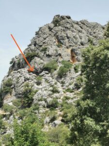 The arrow points to where the Ojo del Moro is situated