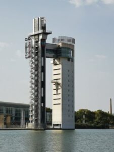 Torre Schindler otherwise known as 'The Schindler Tower'