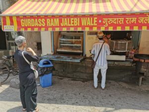 Getting Jelabi at a famous shop in Old Amritsar
