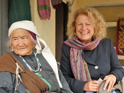 Phyllis with a local Mana Village lady, Himalayas, India