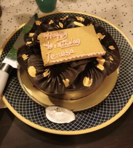 Birthday cake with Nilza and friends