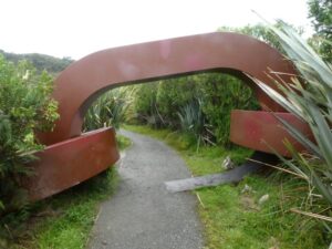 The Anchorstone chain sculpture entrance to the Rakiura Track