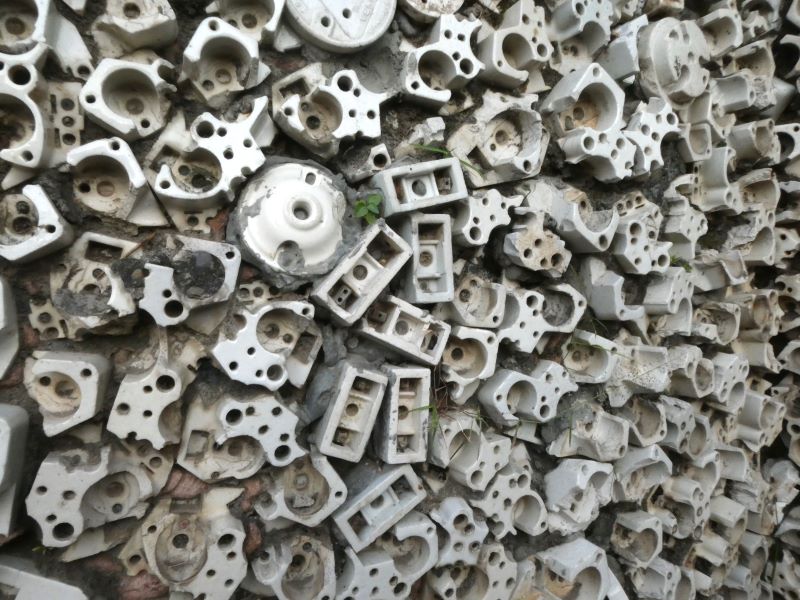 Up close with the broken power points sculpture, Rock Garden, Chandigarh