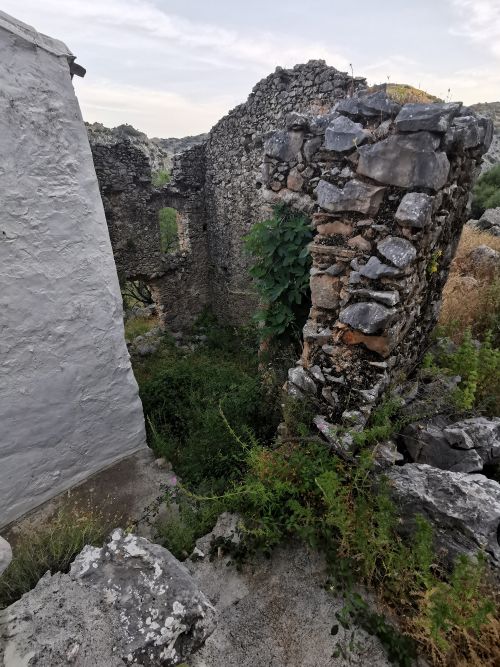 An view into the ruins behind Ermita del Calvario, Villaluenga del Rosario