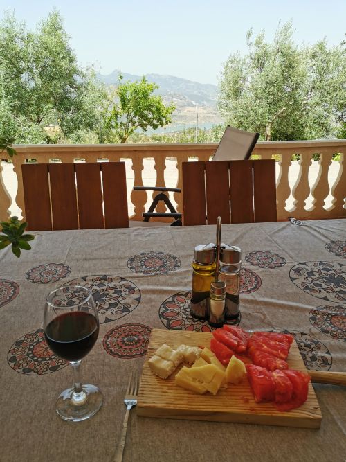 Lunch on the veranda at El Tajo