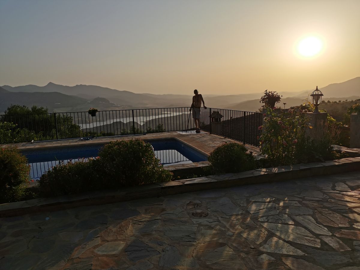Sunset over the pool at El Tajo