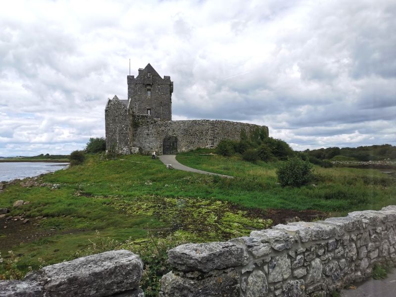 Dunguaire Castle